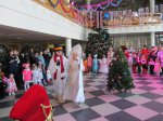 Во Дворце культуры прошли детские новогодние елки.